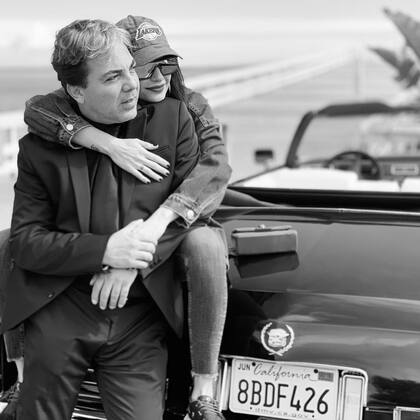 Por el momento, sólo ella comparte fotos con su enamorado en las redes sociales