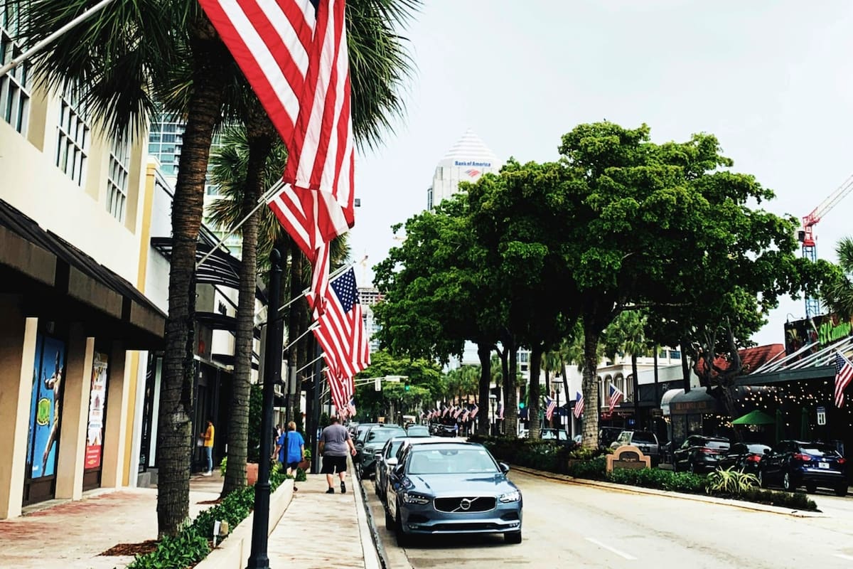 Por el próximo feriado federal, en Florida los condados no darán servicios en algunas de sus oficinas