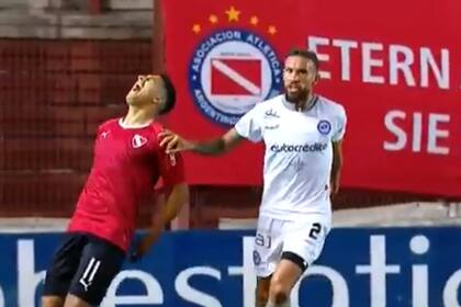 Por el rodillazo de Torrén, Ceclio Domínguez fue amonestado