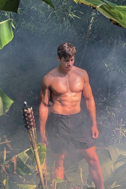 Por estos días, Joseph filma la película "Lava", en Hawái.