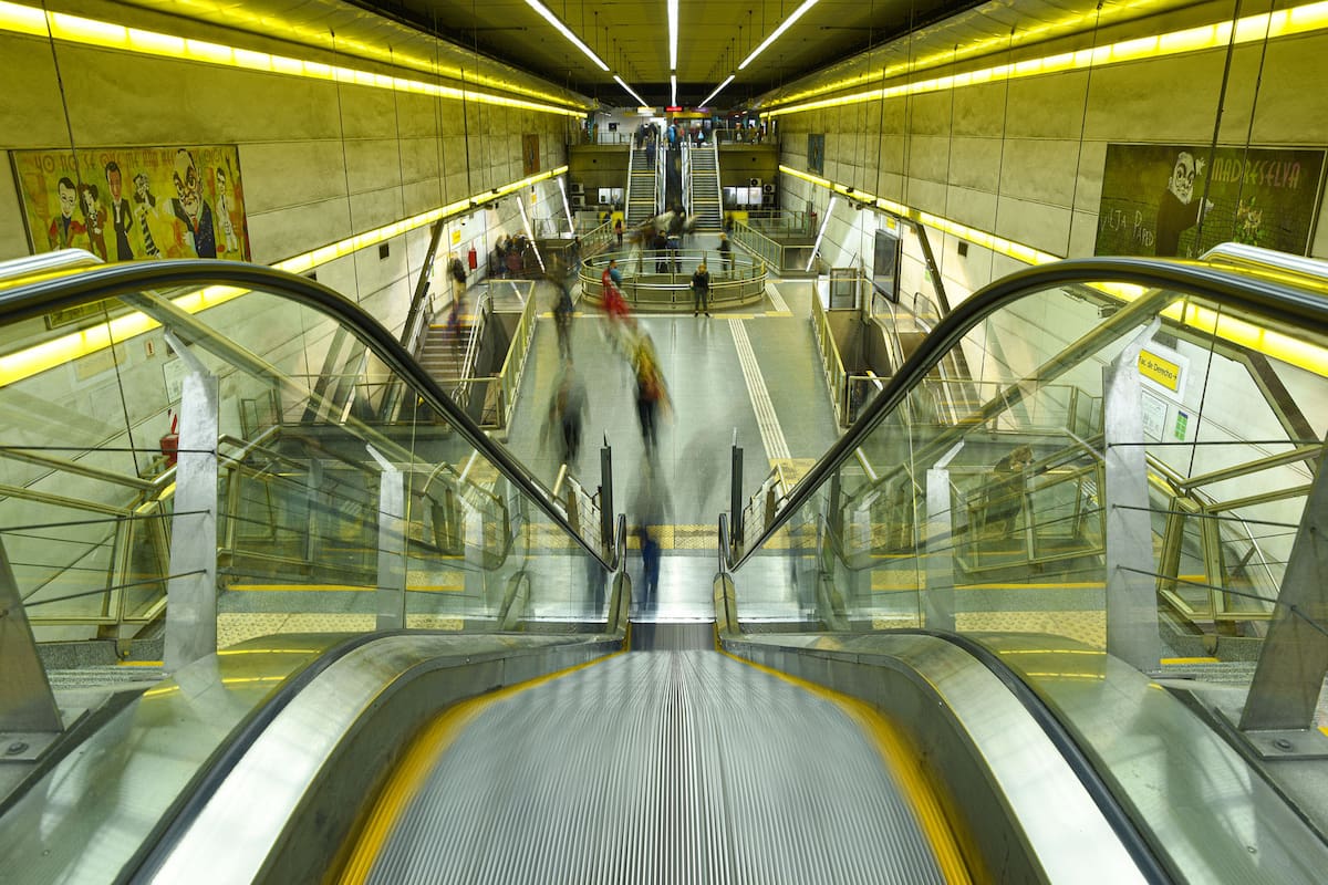 Por la antigüedad de varios equipos, Sbase incorporará nuevas escaleras mecánicas y ascensores en distintas estaciones del subte