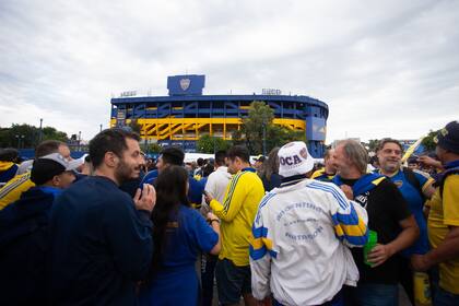 Por primera vez en la historia, los socios de Boca votarán dentro del campo de juego de la Bombonera