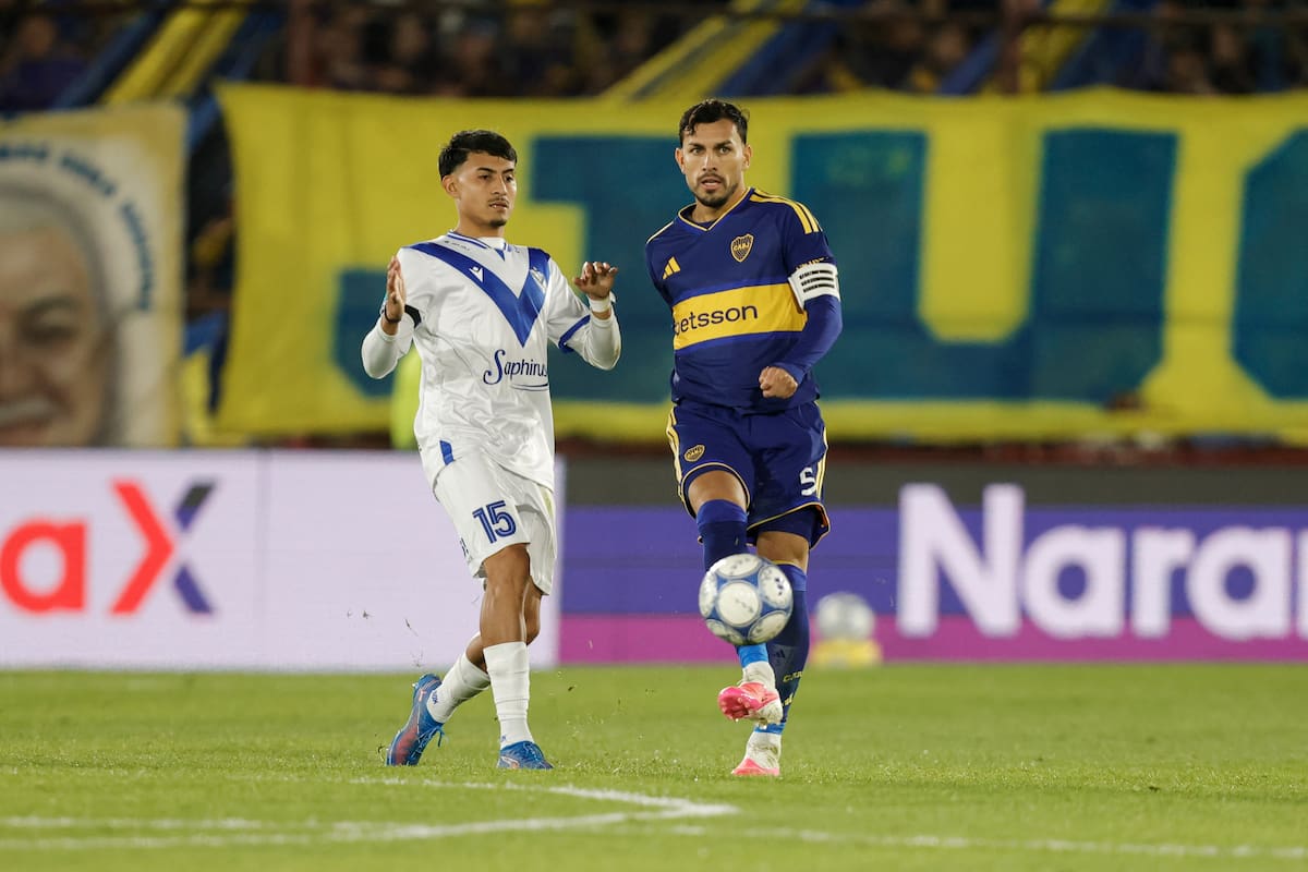Por qué interrumpieron el partido de Boca y Vélez en el minuto 10