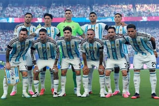 Por qué los jugadores de la selección argentina usan brazalete negro