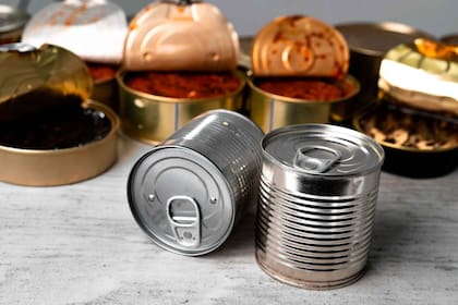 Por qué no hay que tirar las latas de conserva después de usarlas