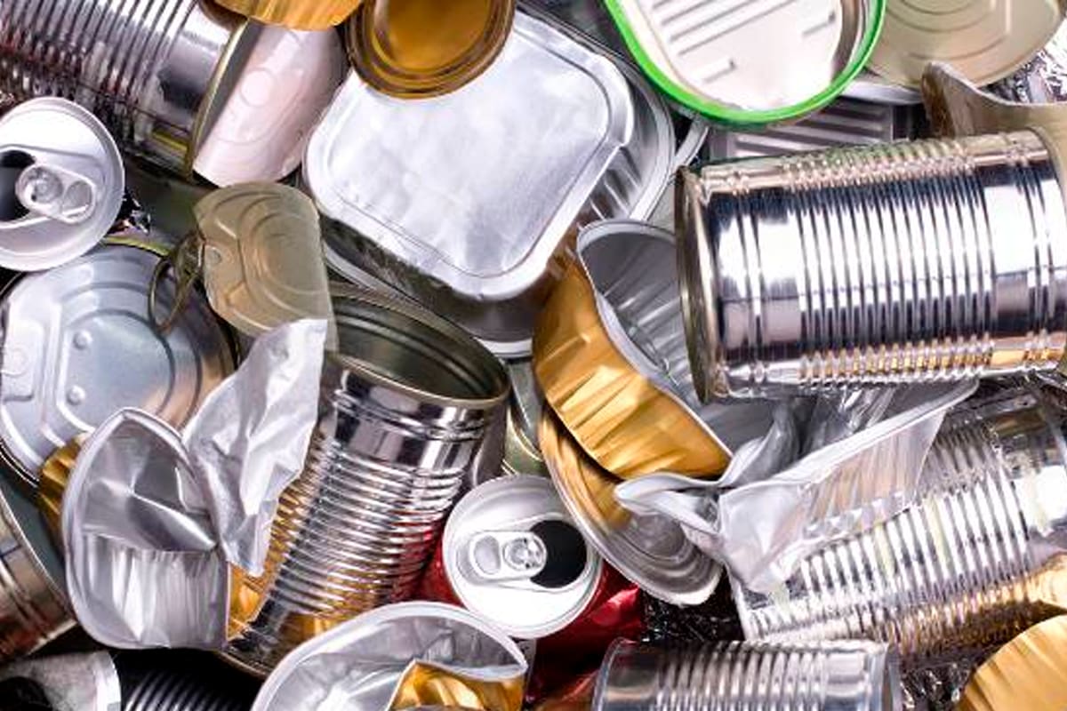 Por qué no hay que tirar las latas de conserva después de usarlas