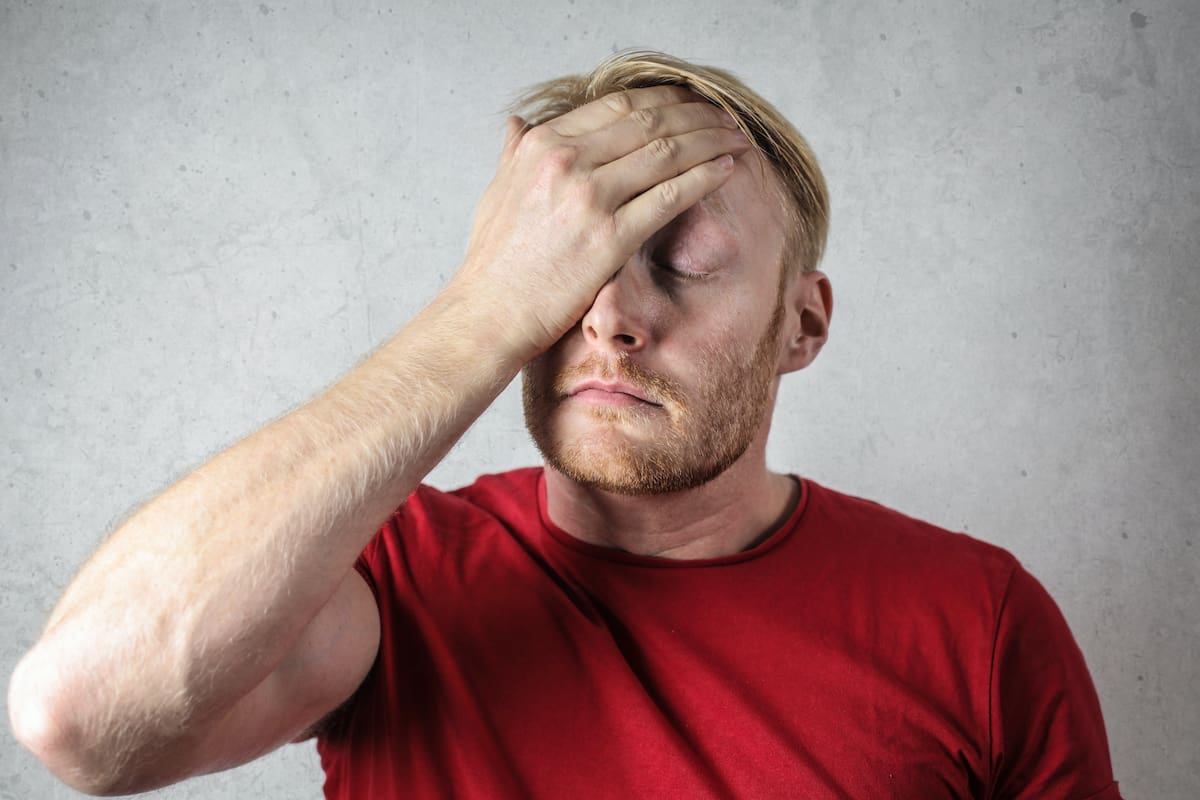 ¿Por qué razón ciertos sucesos se repiten en nuestra vida? Porque es la manera que posee nuestra mente, nuestro psiquismo, de llamarnos la atención y alertarnos de que hay algo en nuestra historia (el sótano) que necesita ser tenido en cuenta y sanado