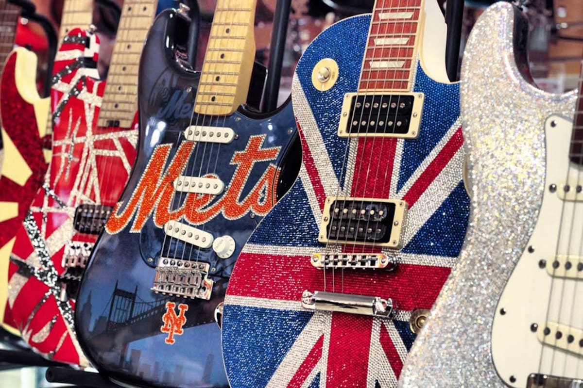 Por su protagonismos, las personas de Leo se identifican con las guitarras