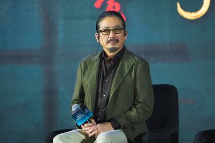 Por su trabajo, Sanada se llevó el Emmy a Mejor Actor y el Globo de Oro a Mejor Actor en una Serie Dramática