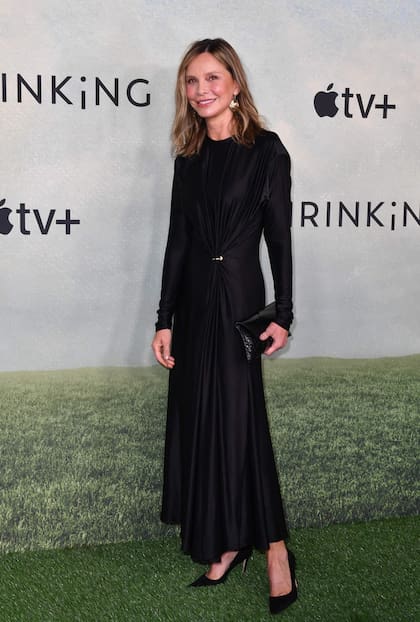 Por supuesto que el protagonista de Indiana Jones estuvo acompañado, como siempre, por su esposa, Calista Flockhart, que no le quitó los ojos de encima durante su paso por la alfombra verde