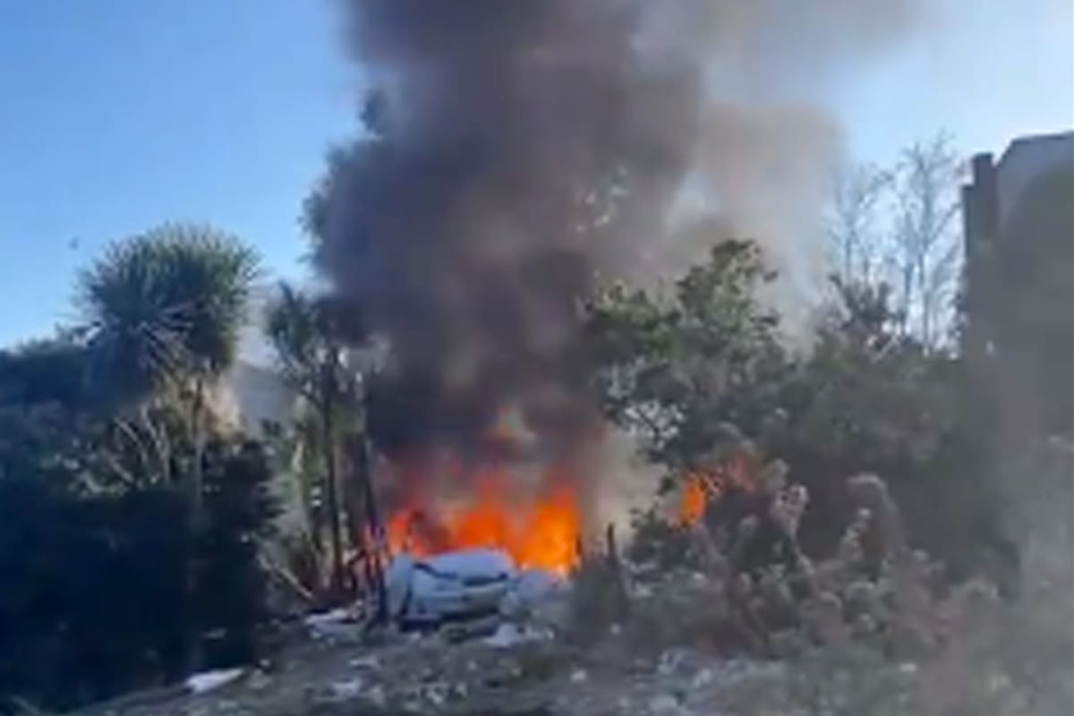 Por un aparente escape de gas explotó una casa en un country de Chascomús