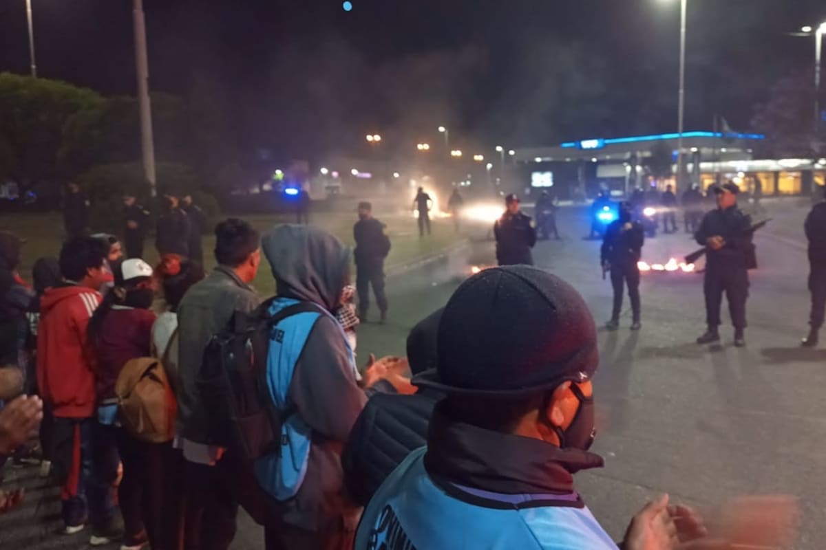 “Por una Navidad sin hambre ni desocupación” era la consigna de las agrupaciones.