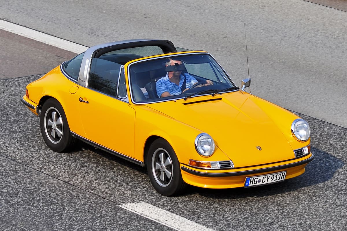 Porsche 911 Targa (imagen ilustrativa); las unidades de colección se venden a precios elevados, pero sus compradores nunca prueban el auto hasta tenerlo en su garage privado
