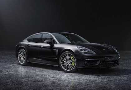 Porsche Panamera, otro de los modelos de la marca premium que tiene Messi