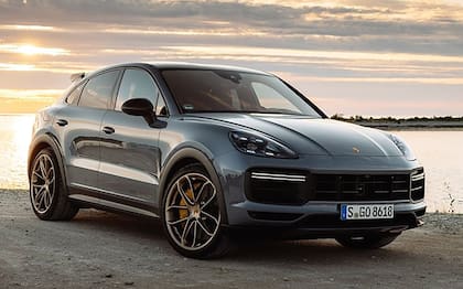 Porsche tiene una versión plug in de su SUV emblemática Cayenne