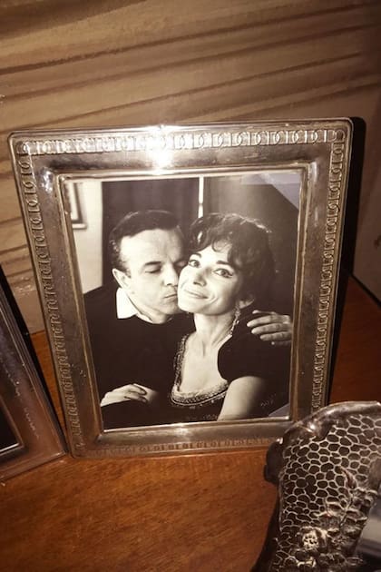 Franco Zeffirelli y Maria Callas en un portarretrato que acompañó al director hasta sus últimos días