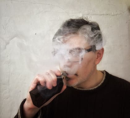 Empezar con vapeo a una temprana edad puede afectar el comportamiento y el aprendizaje