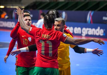 Portugal festejó ante Paraguay en Buenos Aires con tantos de Pany y Erick