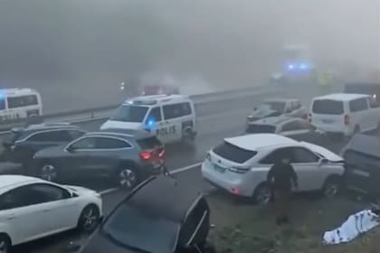 Postal del múltiple choque que involucró más de cien vehículos en Finlandia