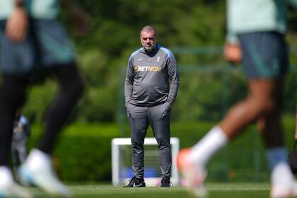 Postecoglou: 'Ganar la Liga Europa sería un punto de inflexión para Tottenham'