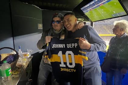 Posteo de Vero Lozano acerca de Johnny Depp