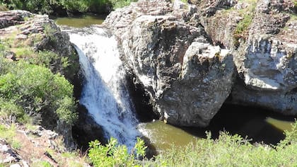 Pozo Hondo, el tesoro geológico ubicado a cuatro kilómetros del pueblo