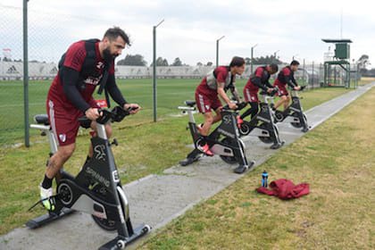Pratto no marca un gol desde el 30 de mayo de 2019, pero su regreso deberá esperar