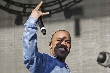 Precedido por el show de Nathy Peluso, el heredero de la corona del soul y el hip-hop cerró los sideshows de Lollapalloza. Un concierto que, a juzgar por la respuesta del público, parece confirmar su romance con Buenos Aires