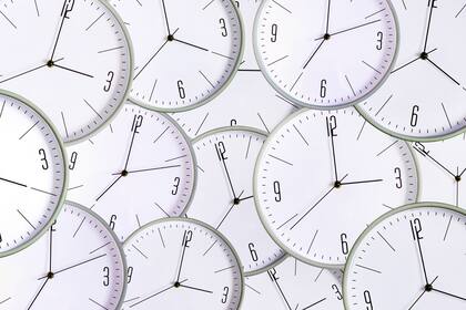 Precioso, inasible e indomable, el tiempo es igual para todos