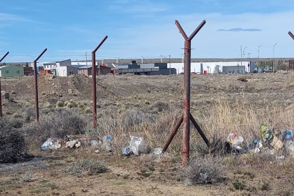 Predio cedido por el municipio donde se emplazará la futura Cámara de Apelaciones. El terreno está igual, sin obras desde 2014