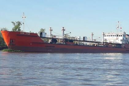 Prefectura secuestró 291 kilos de marihuana en el buque tanquero Don Juan, en la hidrovía, a la altura de La Paz.