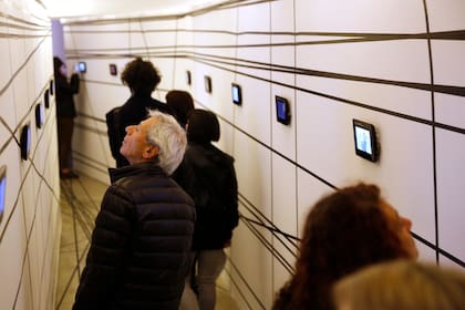 Pregúntale al del al lado, instalación 2012