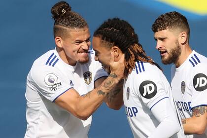 Hélder Costa anotó dos tantos para el Leeds de Bielsa.
