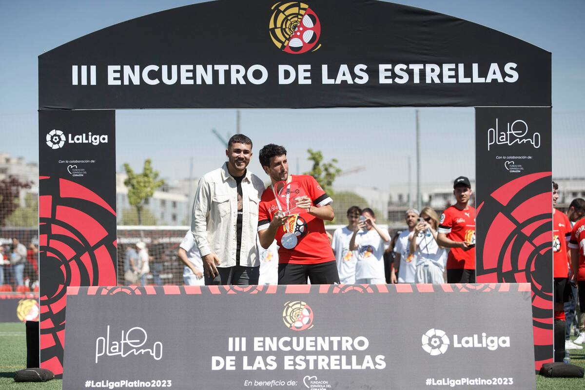 Premios Platino 2023: del reencuentro en la cancha de dos recordados exfutbolistas argentinos a la decepción de Benjamín Vicuña