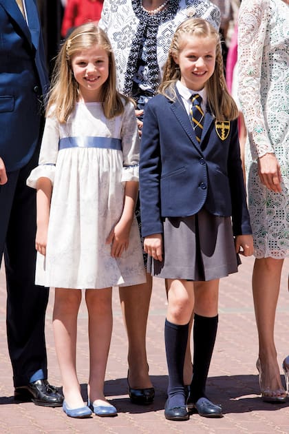 Siguiendo la tradición real, Leonor ingresará como soldado de honor al Regimiento Inmemorial del Rey Número 1 y un día asumirá el mando supremo de los Ejércitos