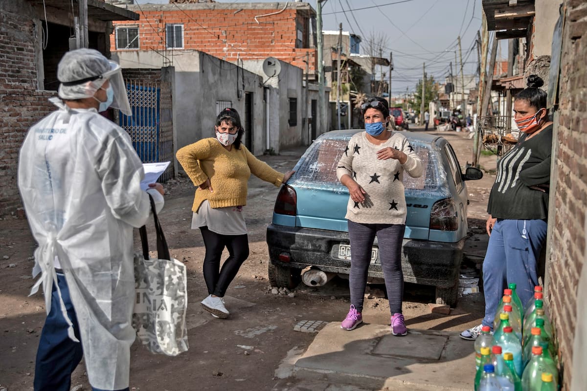 Preocupación en el Gobierno por el aumento de los casos de coronavirus en las villas y asentamientos