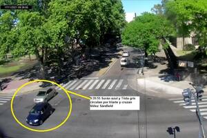 presecucion del auto policial de civil, al auto de Lucas Gonzalez en las calles iriarte y Velez Sarsfield