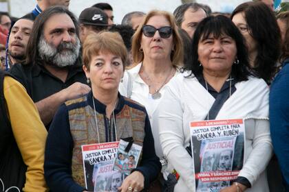 Presencia gremial docente en el acto y movilización por el quinto aniversario de la explosión en la Escuela Nº49, de Moreno