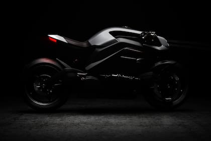 Presentada en el salón de la moto EICMA de Milán, Italia, la Arc Vector puede acelerar de 0 a 100 km/h en 2,7 segundos y es capaz de alcanzar una velocidad máxima de 241 kilómetros por hora