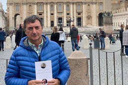 Presentan en Roma un libro que destaca el coraje del Papa durante la dictadura