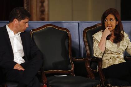 Presidenta Cristina Kirchner ministro de Economía Axel Kicillof acto Bolsa de Comercio proyecto ley canje reapertura fondos buitre holdouts Griesa conflicto