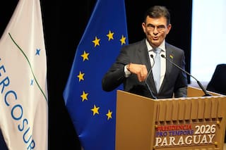 Presidente de Bolivia congela el precio del gas licuado y lo subvenciona temporalmente