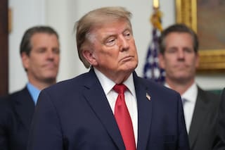 La polémica medida de Trump contra CNN y otros medios que abre una batalla constitucional