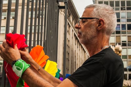 Presidente de la CHA desde 1996 hasta su repentina muerte durante el día de ayer, César Cigliutti fue un defensor de los derechos LGTBQ; en su última entrevista con LA NACION habló sobre los desafíos de una sociedad en la que, más allá de los avances, muchos prejuicios siguen vigentes