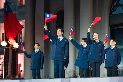 Presidente de Taiwán promete defender la soberanía de la isla tras maniobras militares chinas