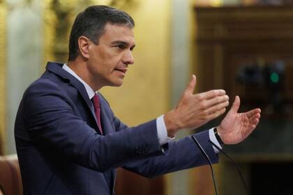 Presidente del gobierno español llama a la "anticipación" ante una "realidad climática completamente nueva"