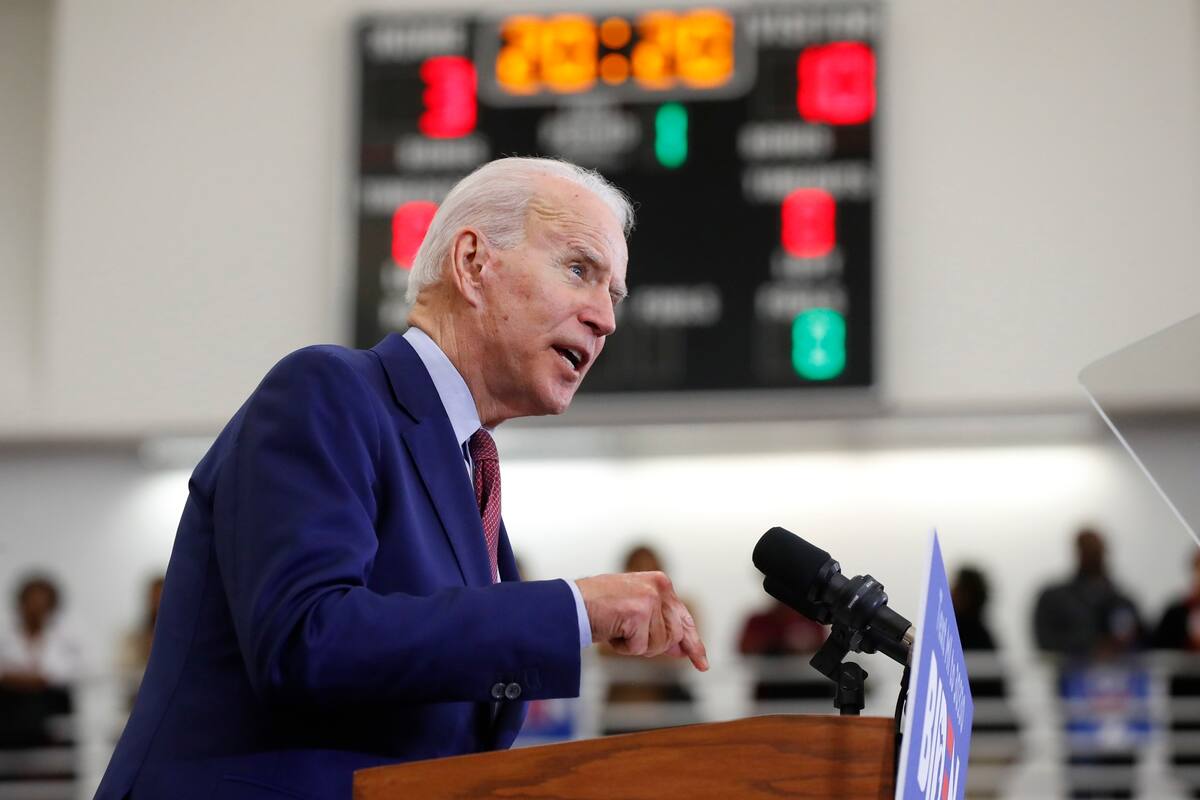 Presionado, Joe Biden negó una acusación de asalto sexual