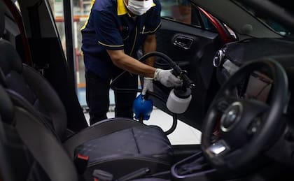 Prevenir los malos olores al interior de un auto ayuda a conservar un ambiente más agradable (Foto: Pixabay)