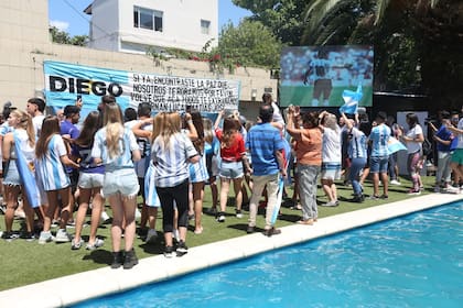 Previa del partido en la casa de Maradona