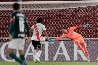River – Palmeiras: Domínguez le apuntó a Rojas y Carrascal